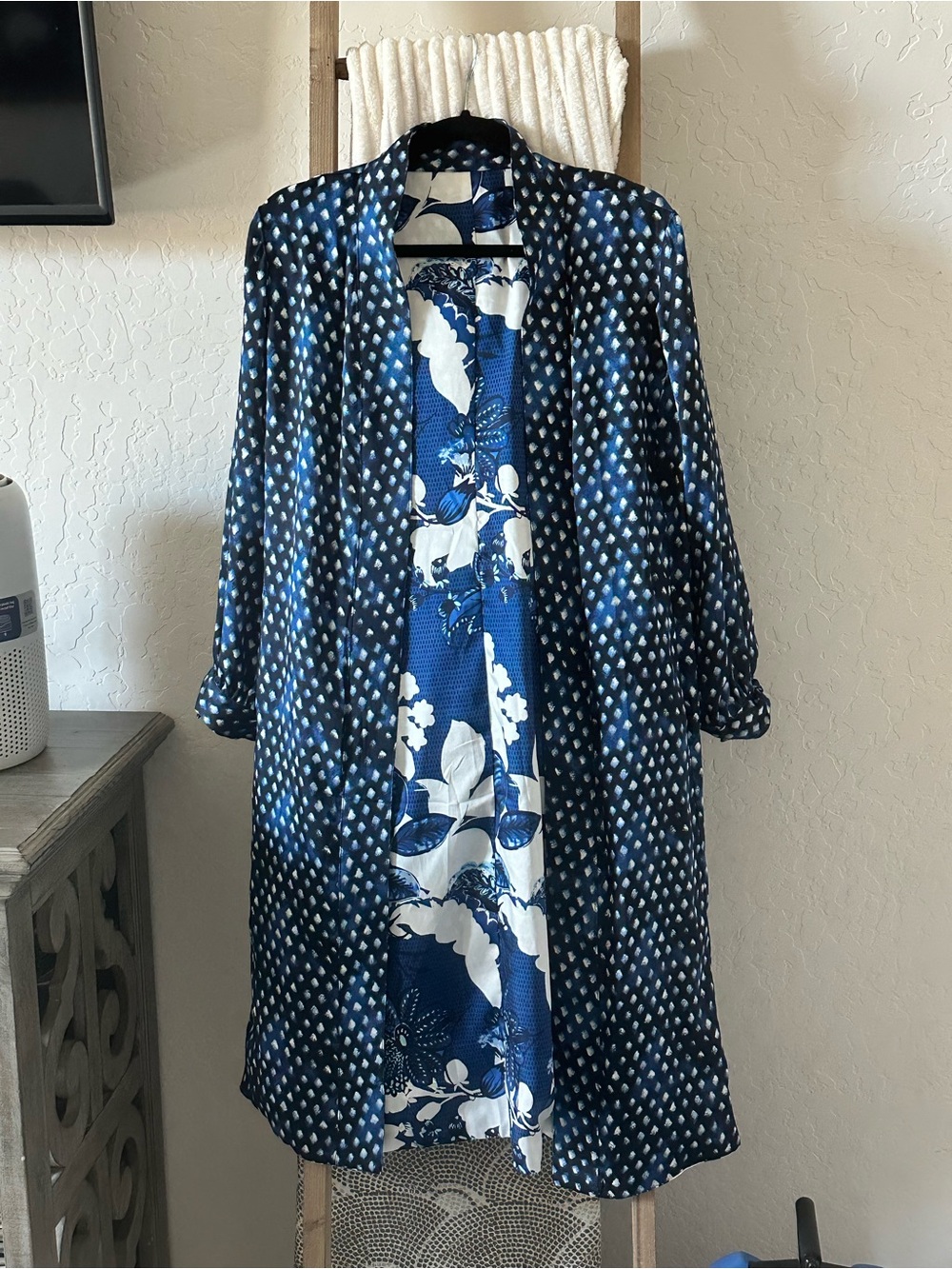 Chico’s Reversible Blue Printed Duster Coat - Picture 5 of 9
